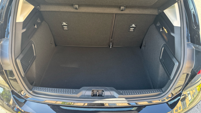 Ford Focus 1.0 EcoBoost Hybrid mHEV 155 Titanium 5dr Auto Petrol Hatchback